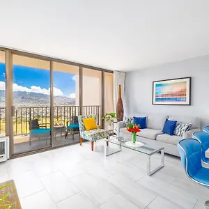 Tropical Retreat Near Waikiki With Parking Apartment